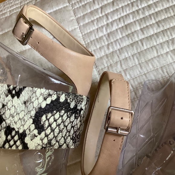 Vince Camuto Leather Snake Print Heeled Sandals- Warma  Tan Ivory Snake SZ 9.5 - Picture 10 of 14